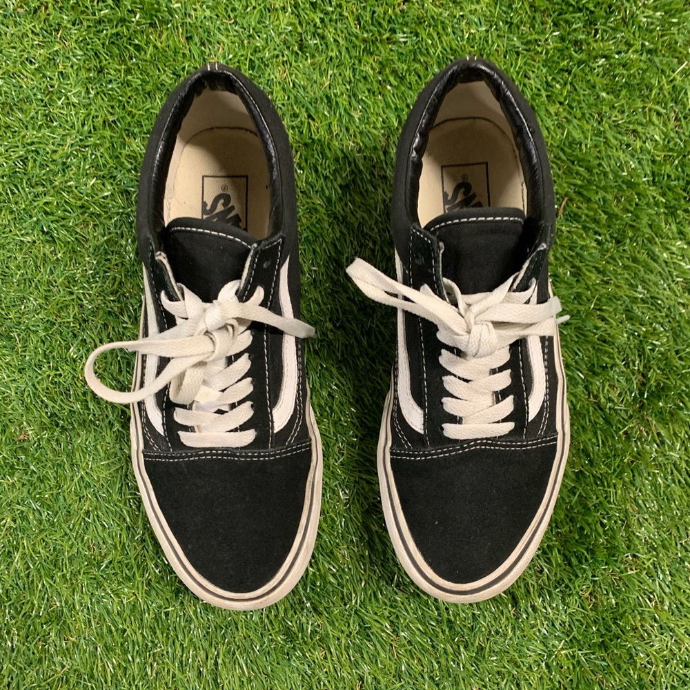 Vans classic Oldskool sneaker men’s size 7